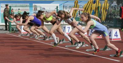 На «Спартаке» юные легкоатлеты боролись за награды первенства Рязанской области